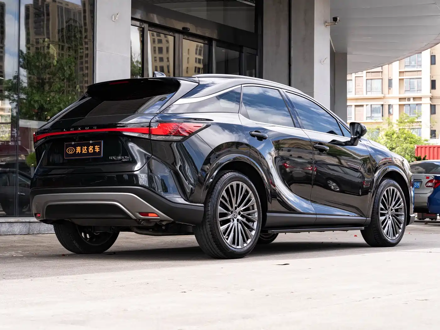 Lexus RX 2026 2026 350h AWD Refined Edition