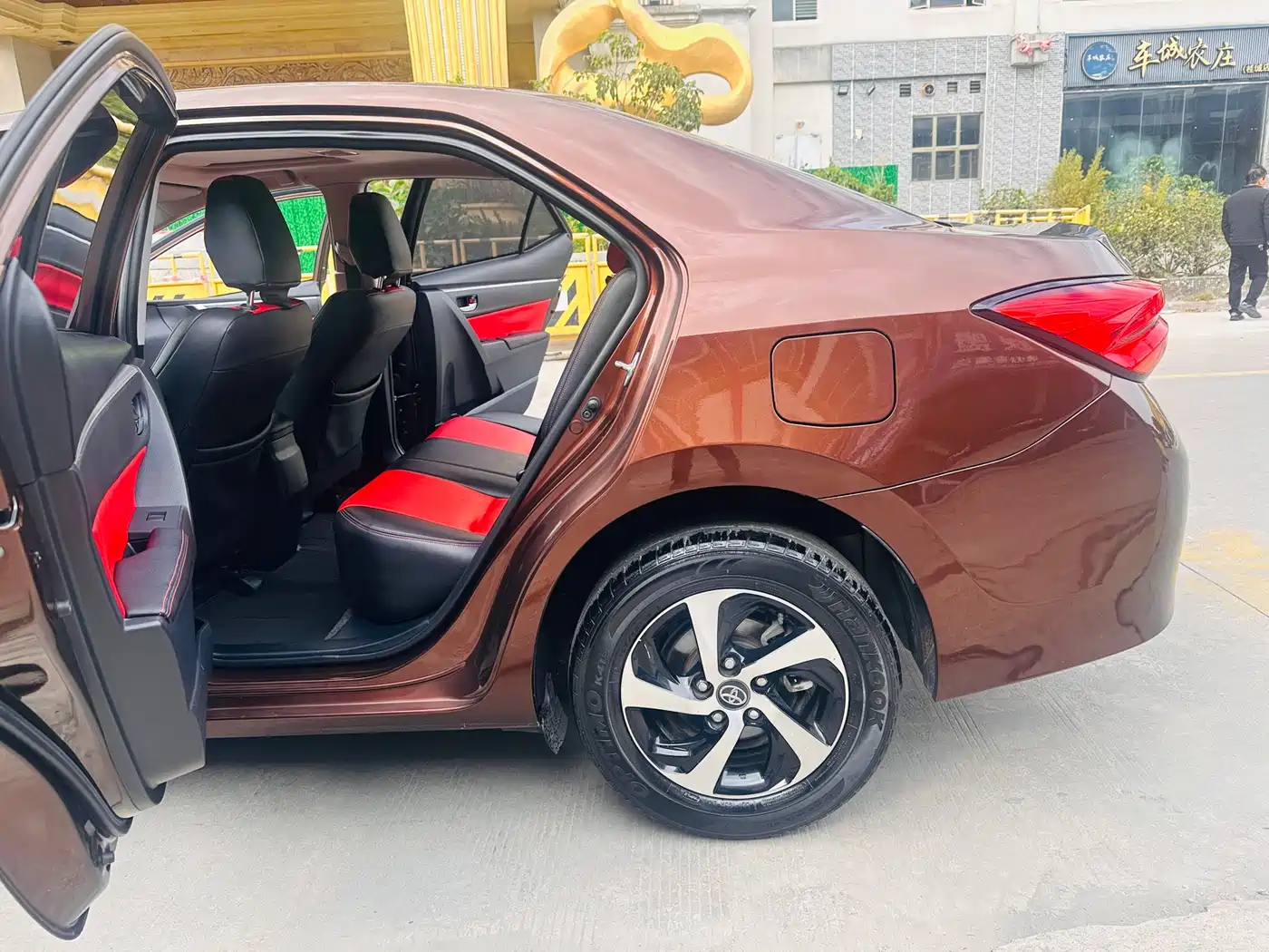 Toyota Levin 2017 Facelift 185T CVT Elite (China V) фото 13