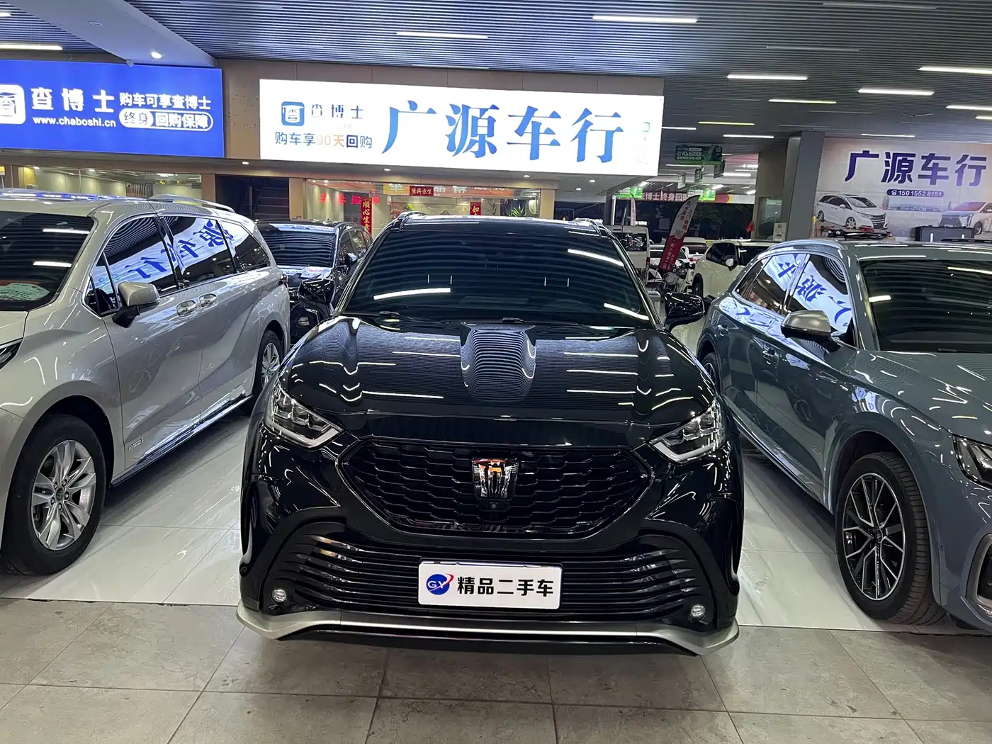Фото 3 - Toyota Crown Kluger