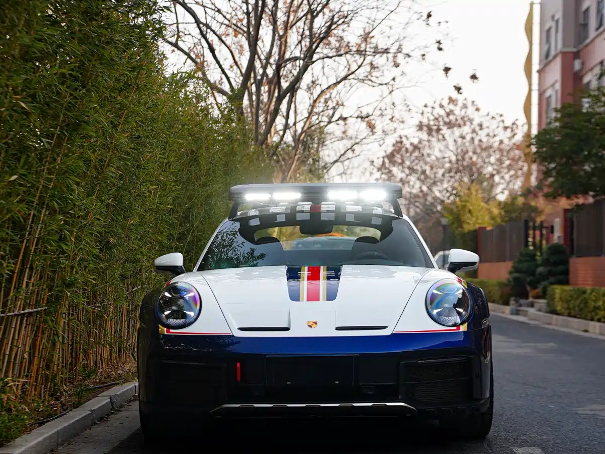 Porsche 911 2023 Dakar 3.0T фото 3