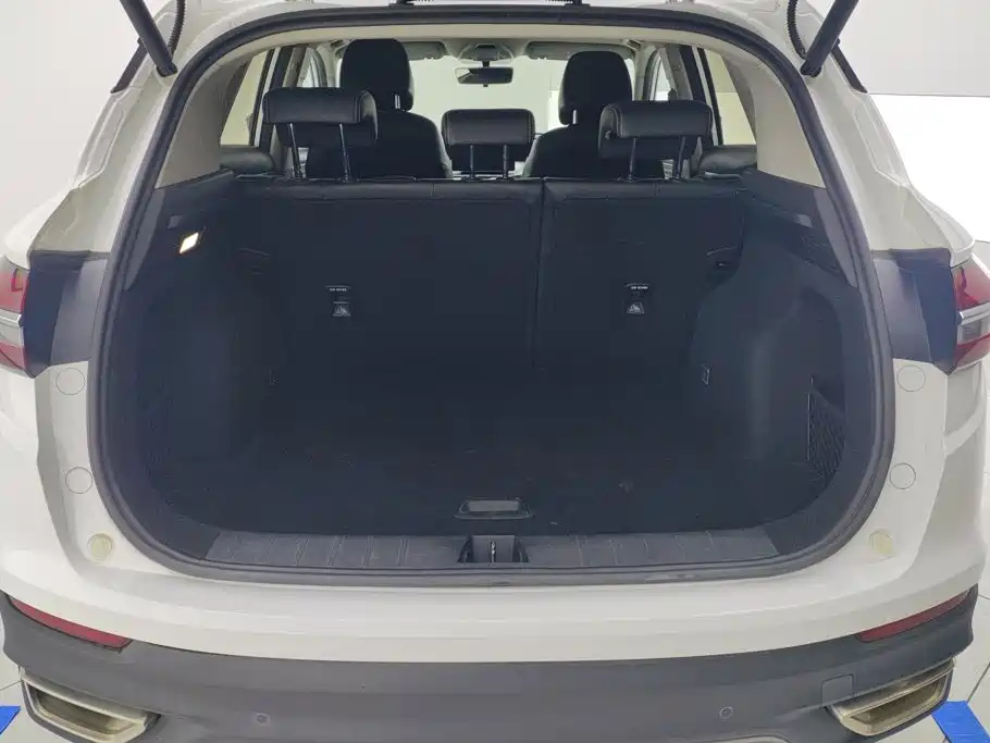 Geely Binyue 2019 2019 260T DCT Knight China VI