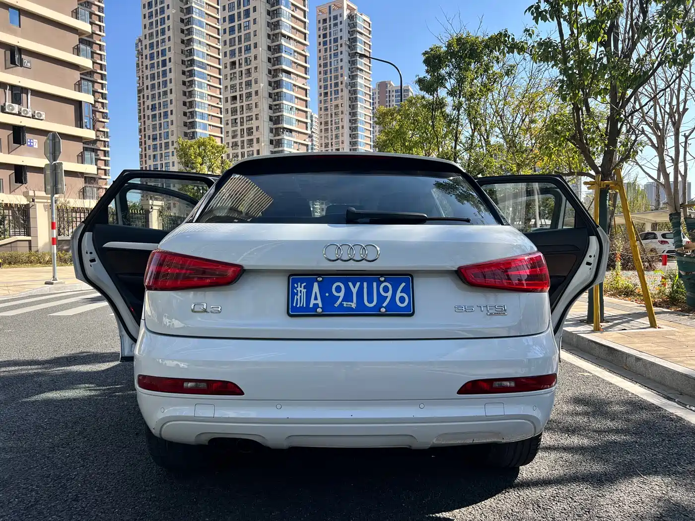Audi Q3 2013 35 TFSI quattro Luxury фото 16