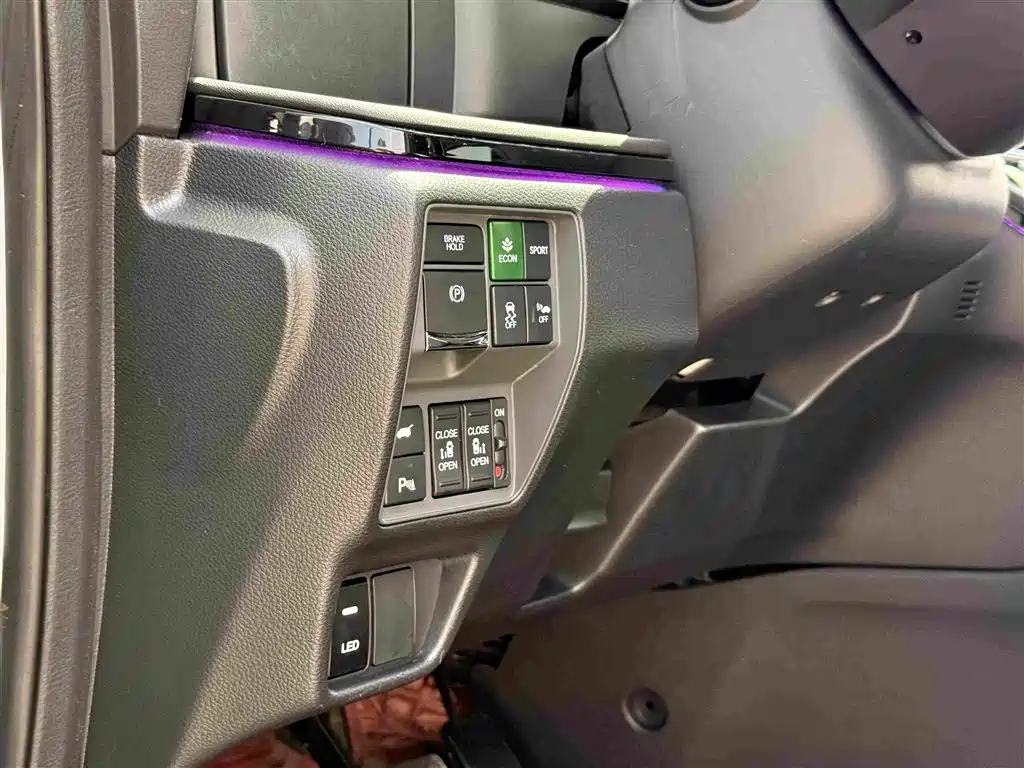 Honda Elysion 2024 2024 2.0L e:HEV Luxury Edition