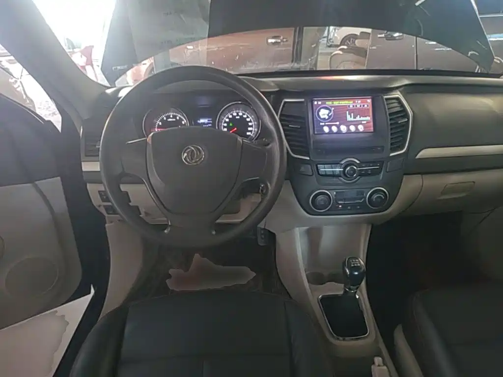 Dongfeng Aeolus Dongfeng Fengshen A60 2016 2016 Model 1.5L Manual Luxury