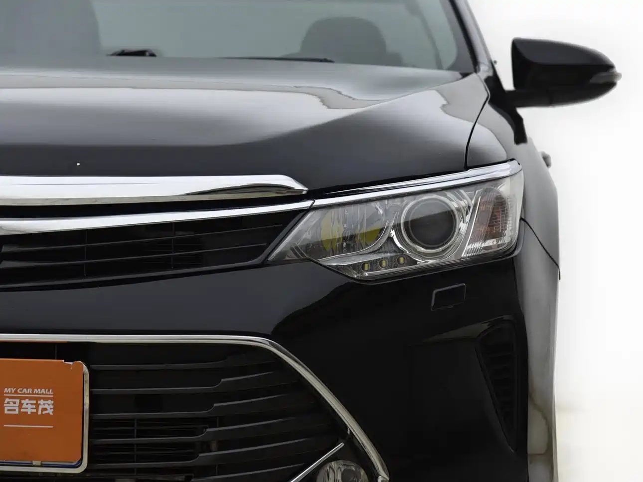 Фото 7 - Toyota Camry