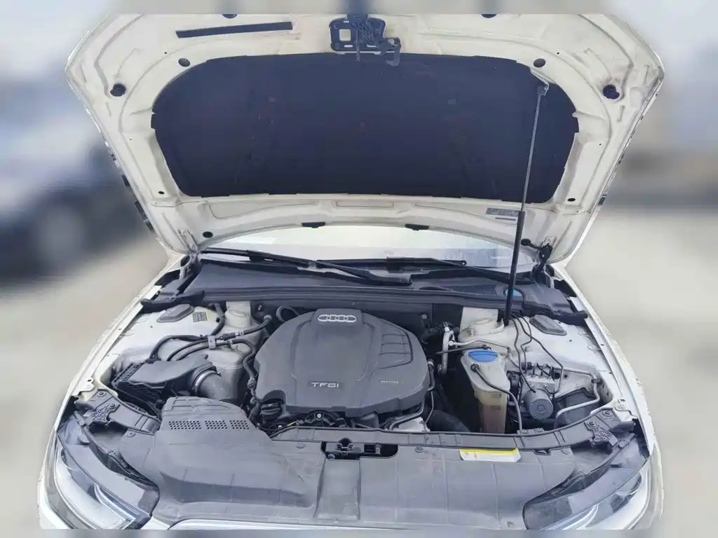 Фото 3 - Audi A4L