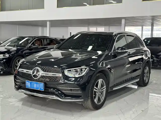 MERCEDES-BENZ GLC