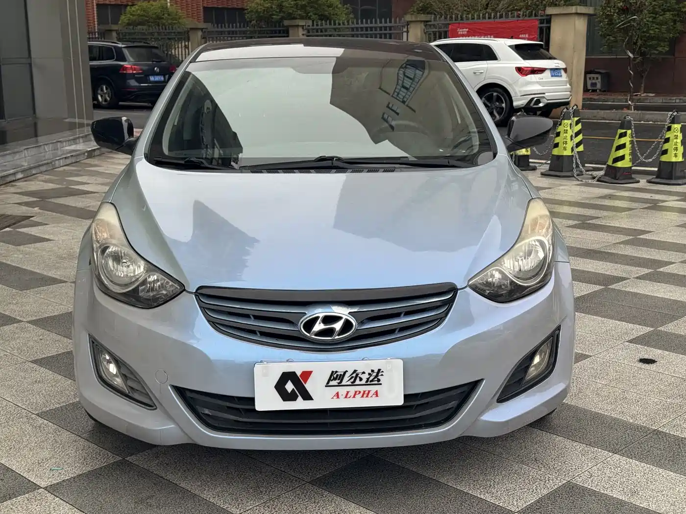 Hyundai Langdong 2012 1.6L Automatic Fashion фото 2