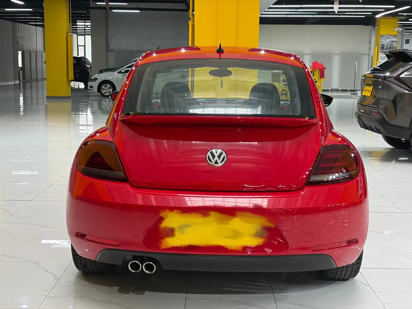 Volkswagen Beetle 2014 1.4TSI Fashion Edition фото 5