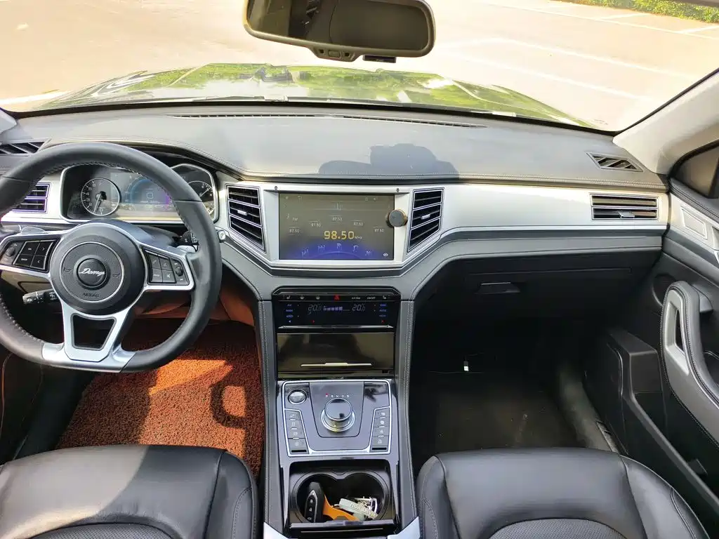 Zotye X7 2018 2017 Advance 2.0T DCT Tianshan