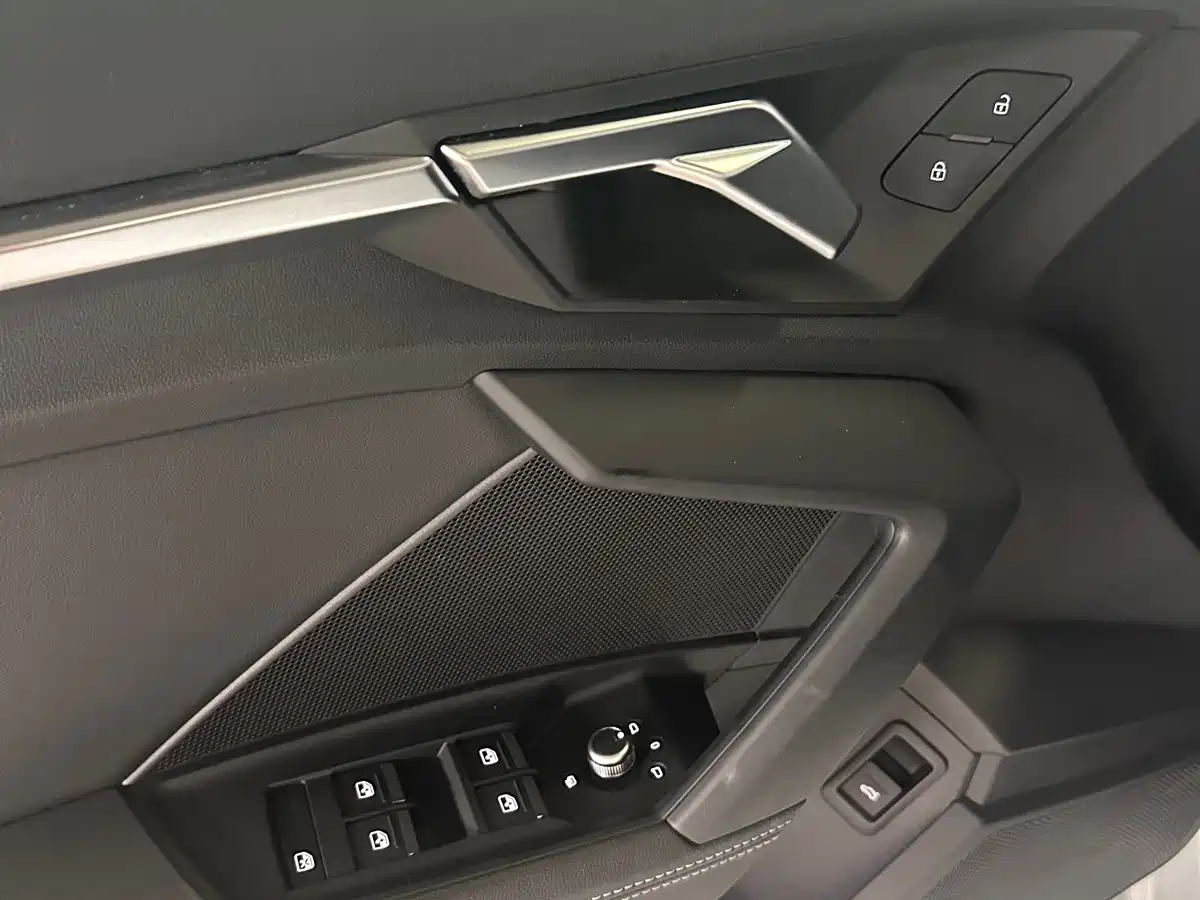 Фото 10 - Audi A3