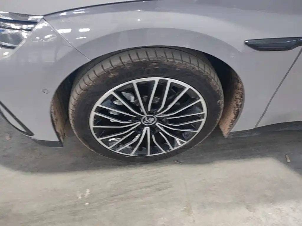 BYD Han 2025 2025 DM-i Smart Driving Edition 125KM LiDAR Flagship