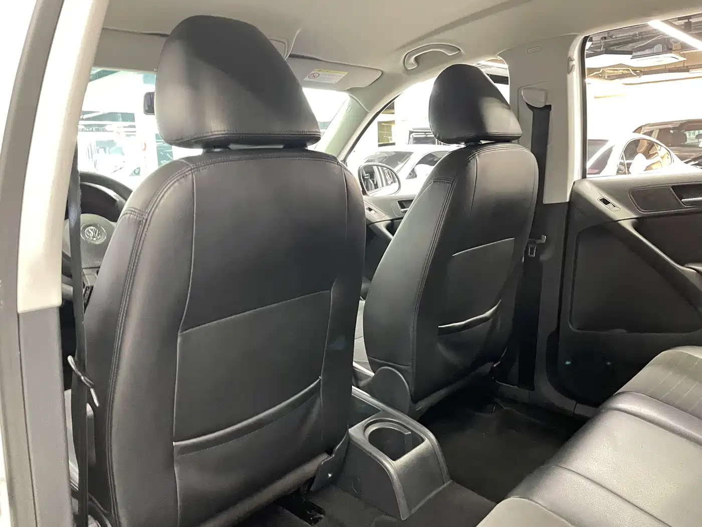 Volkswagen Tiguan 2015 1.8TSI Automatic 2WD Comfortline фото 28