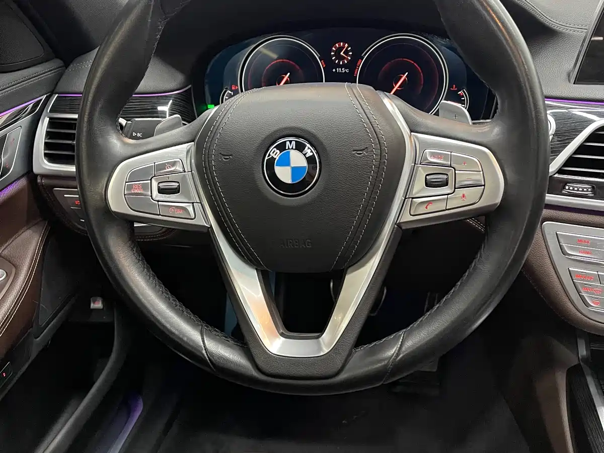 BMW 7 Series 2018 730Li Leading Type M Sport Package фото 5
