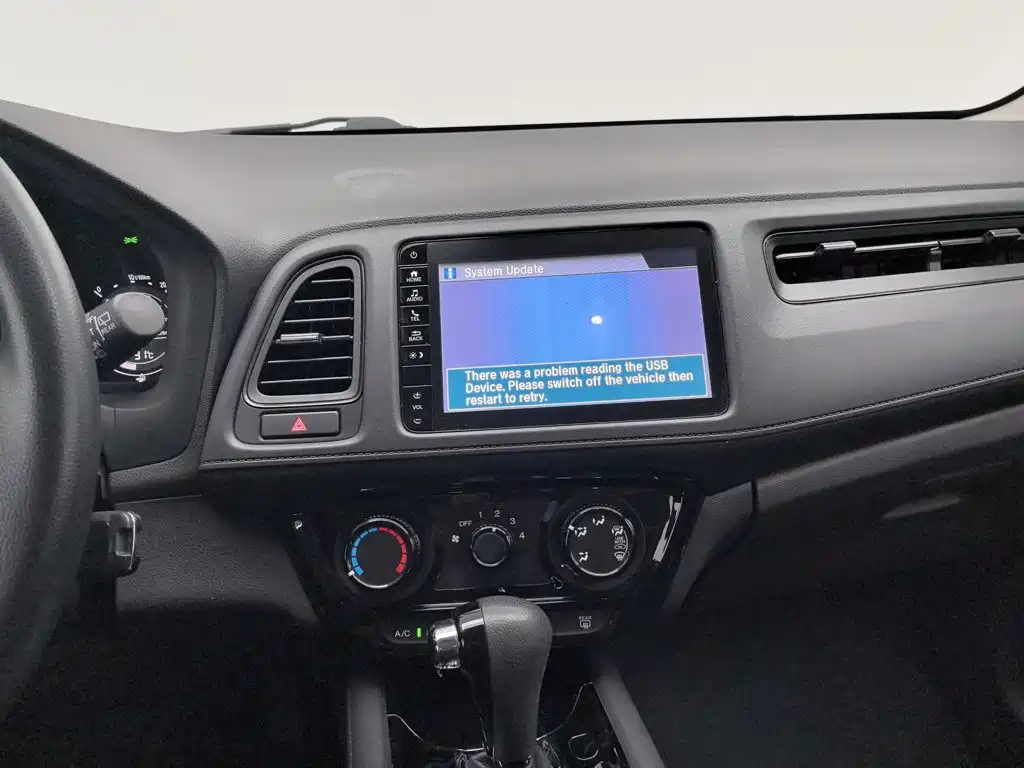 Фото 12 - Honda Vezel