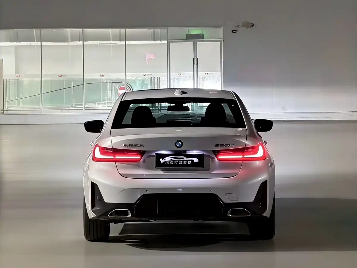BMW 3 Series 2023 320Li M Sport Package фото 9