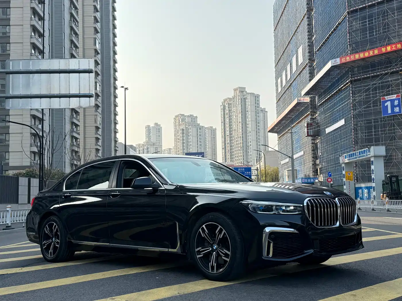 BMW 7 Series 2011 740Li Steinway Limited Edition фото 3