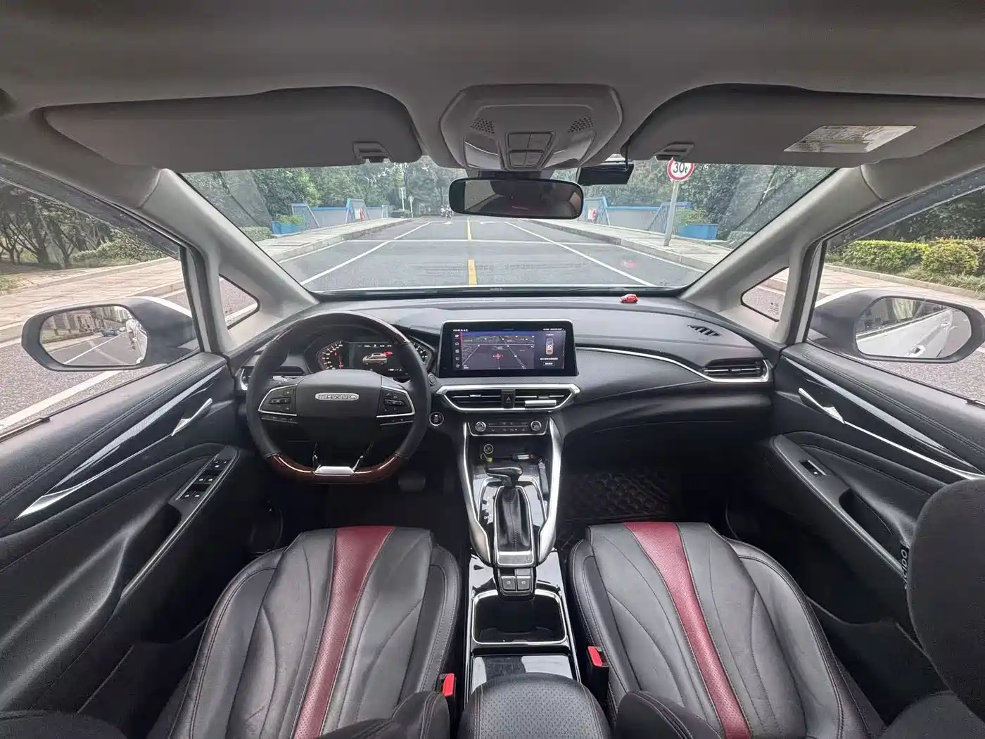 Maxus Maxus G50 2019 2019 1.5T Auto Premium Edition China VI