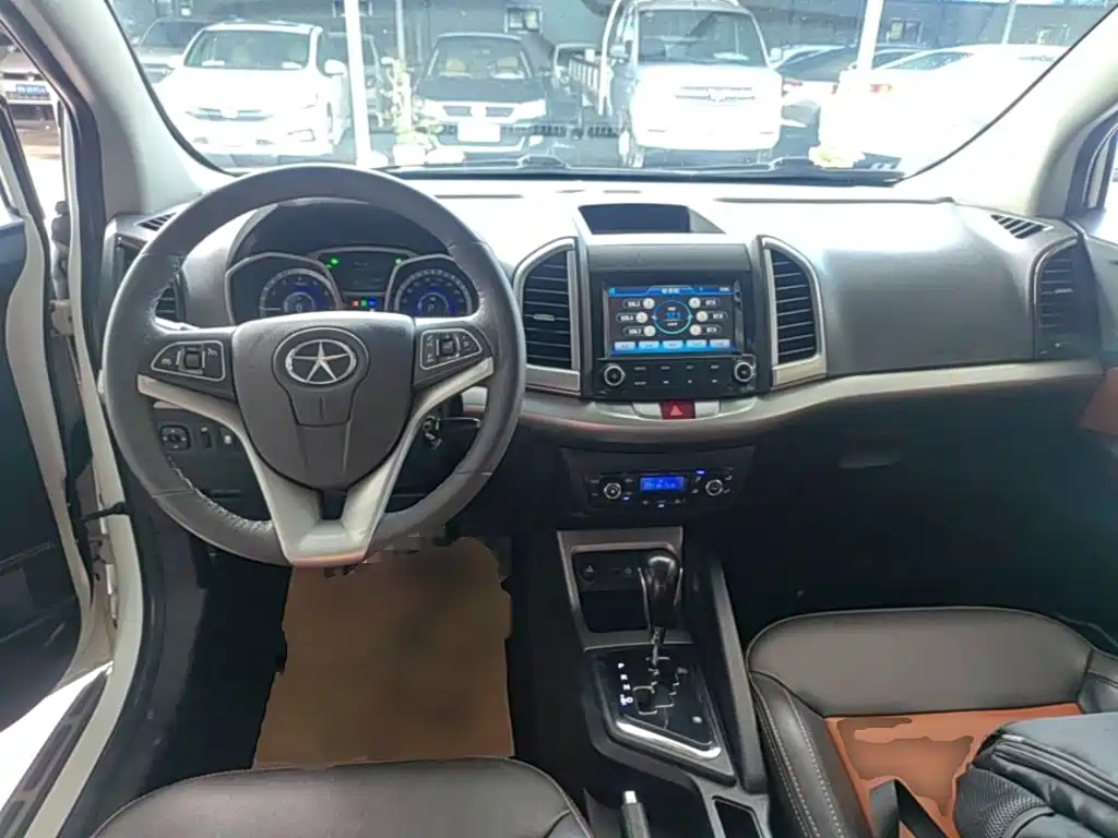 JAC Motors Refine S3 2015 2014 1.5L CVT Luxury Smart