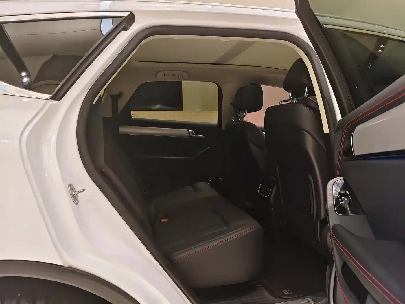 BYD Tang New Energy 2018 DM 2.0T Full-time 4WD Smart Connect Pioneer 5-seater China V фото 10