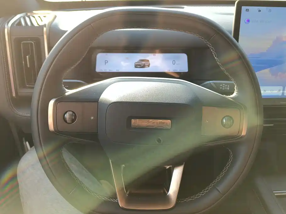 Photo 15 - iCAR 03T