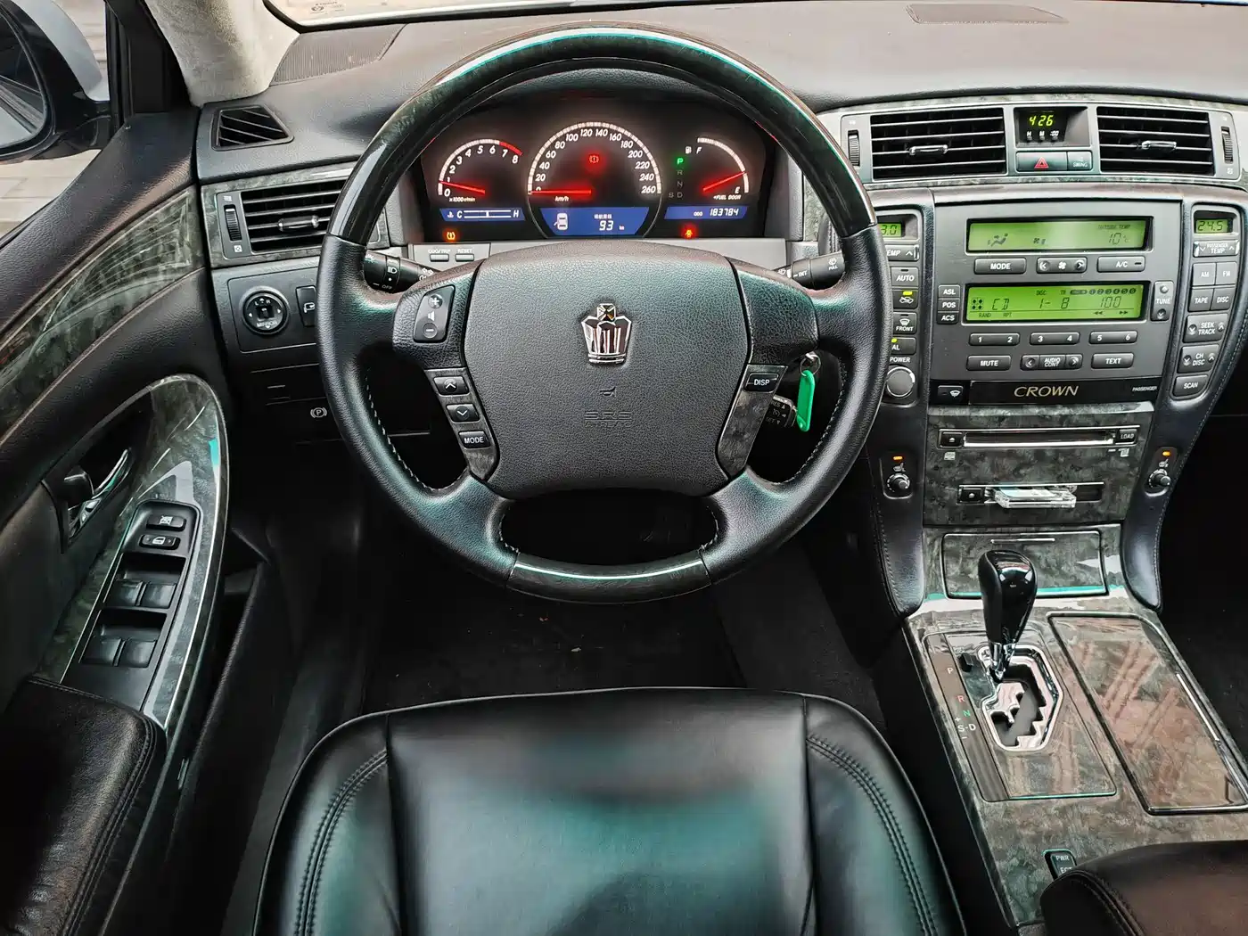 Toyota Crown 2006 2.5L Royal Leather Edition фото 10