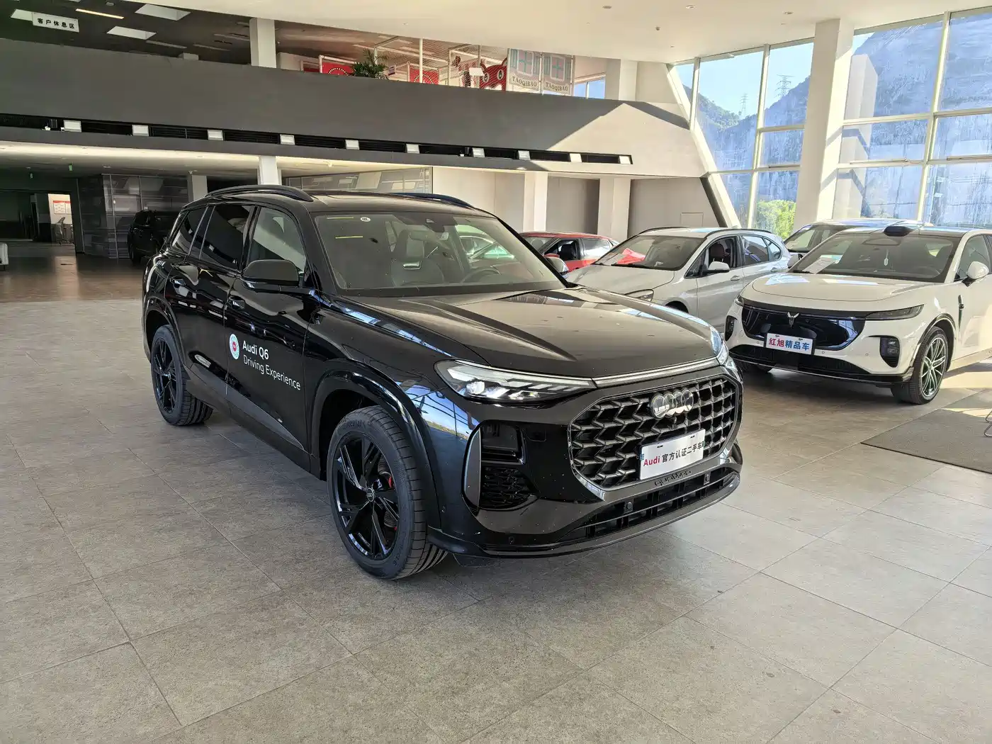 Audi Q6 2025 2025 45 TFSI quattro Dark Warrior Edition Feiqi Package 6-Seater