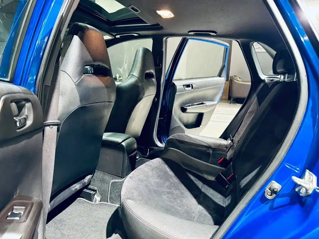 Photo 13 - Subaru Impreza