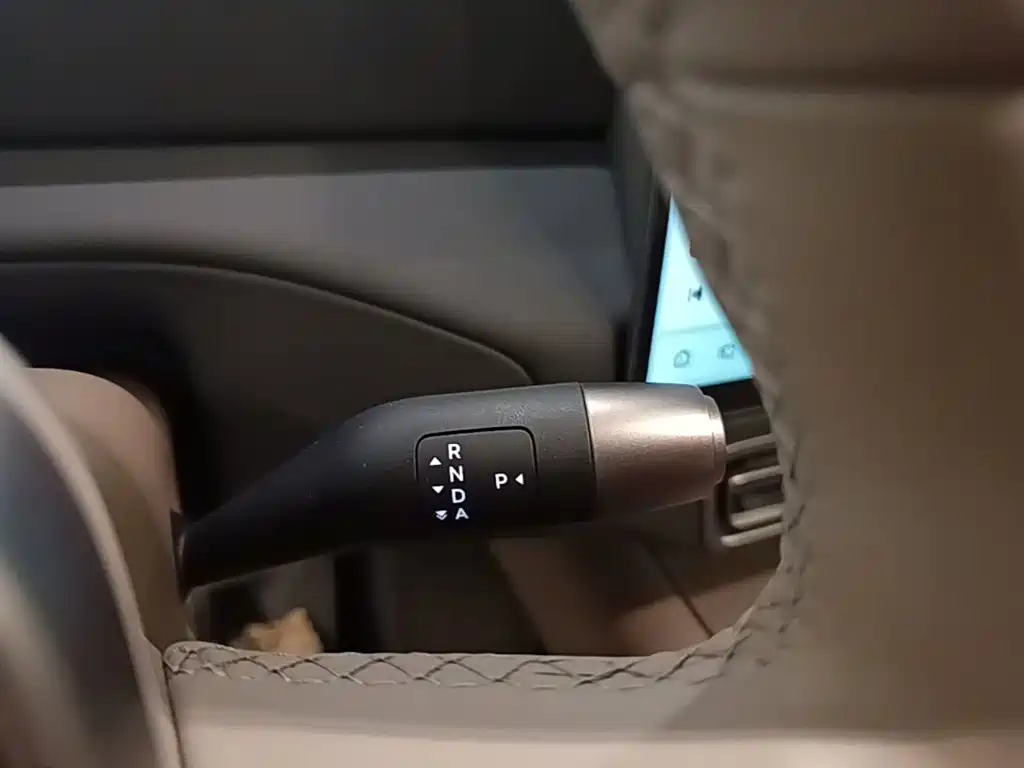 Li Auto MEGA 2025 2025 Ultra Smart Renewal Edition