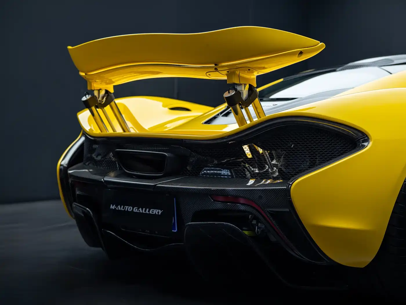 McLaren P1 2015 2014 3.8T Standard