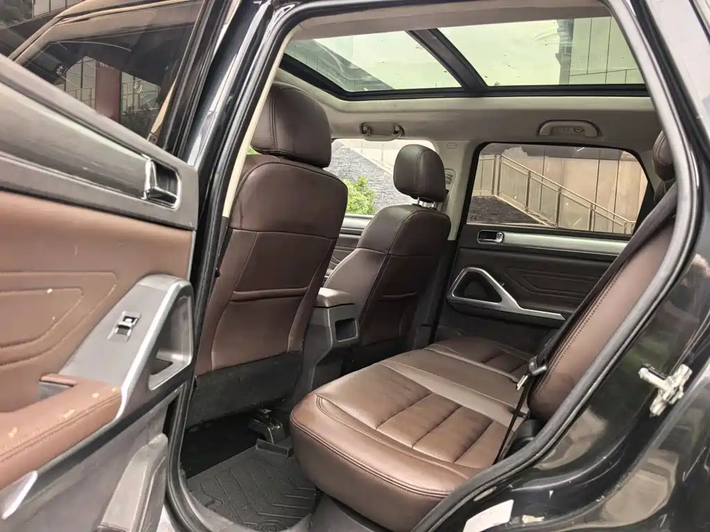 BAIC Changhe Q7 2019 2018 1.5T Manual Luxury 7-Seater
