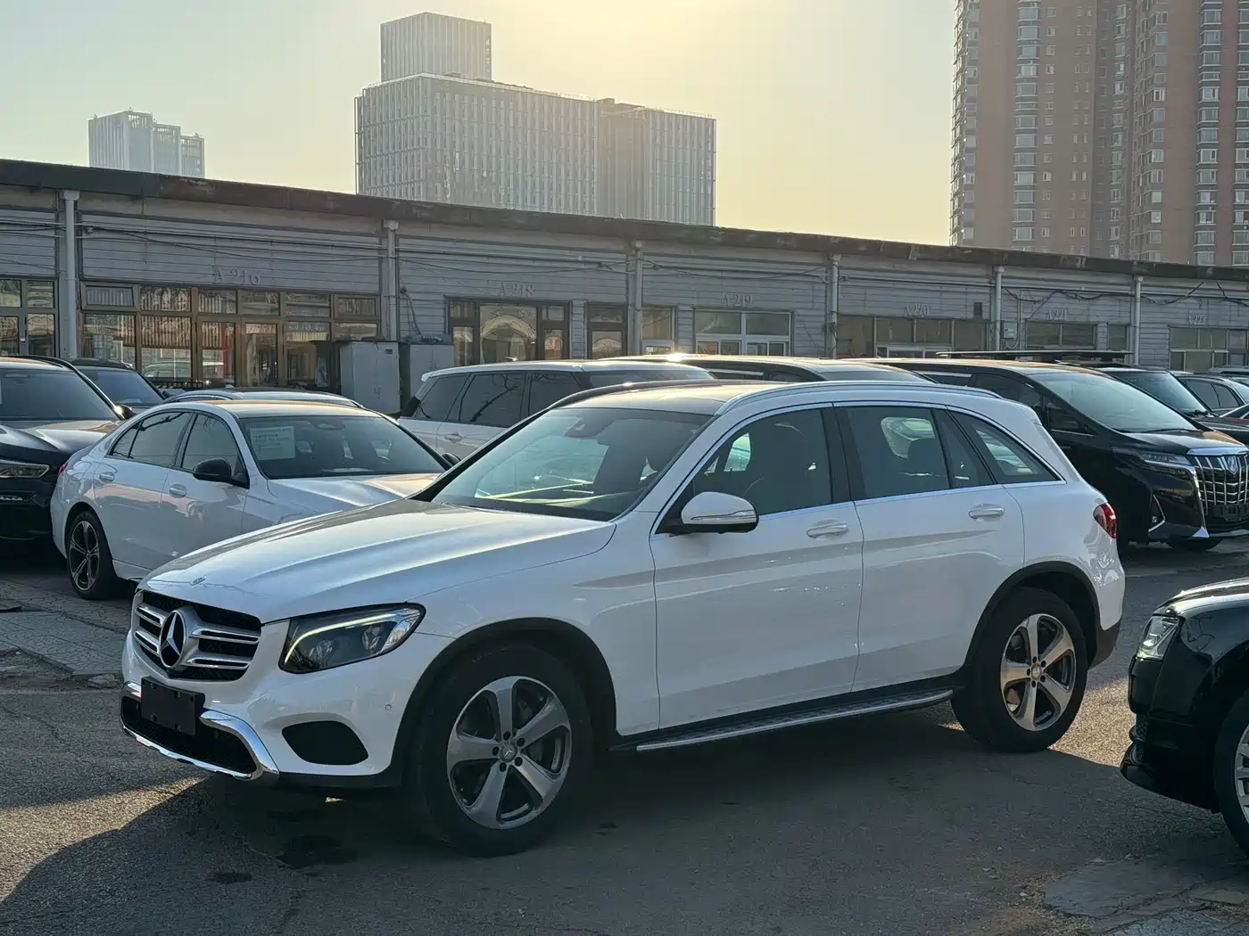 Mercedes-Benz GLC 2016 GLC 300 4MATIC Dynamic