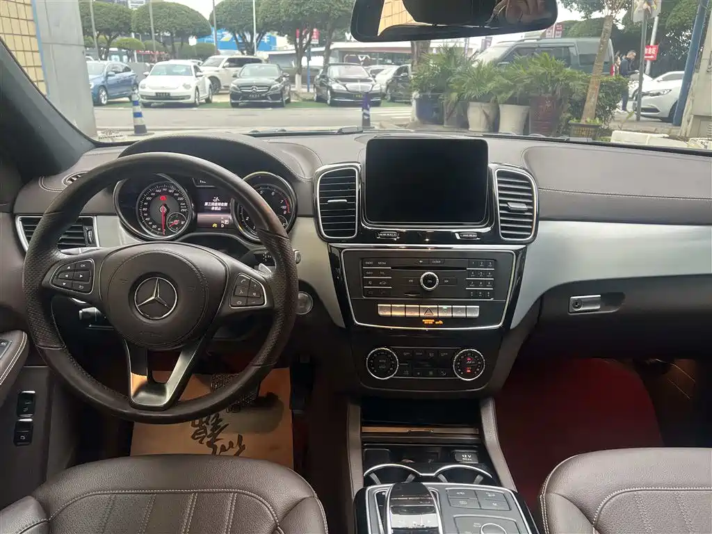 Mercedes-Benz GLS 2018 Facelift GLS 320 4MATIC фото 11