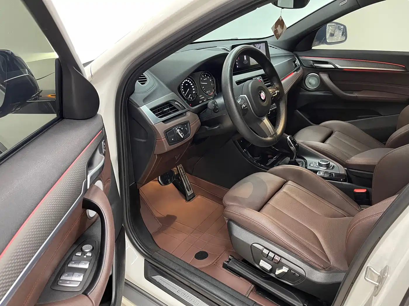 Photo 16 - BMW X2