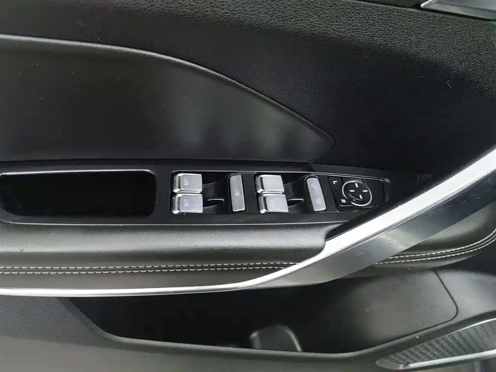 GEELY AUTOMOBILE BOYUE