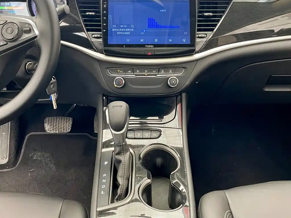 Buick Verano 2016 2015 Sedan 20T Dual-clutch Leading