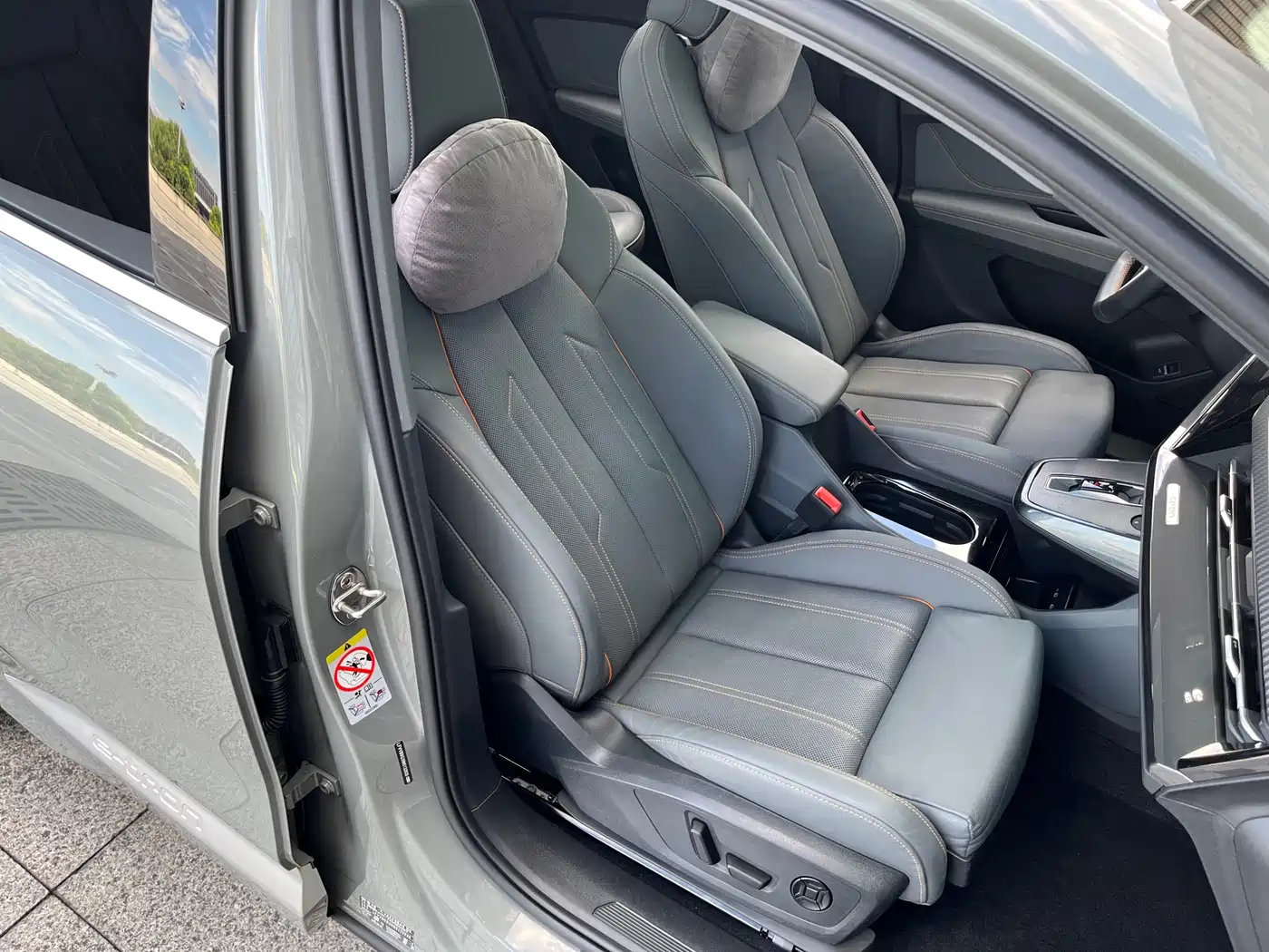 Audi Q4 e-tron 2022 2022 40 e-tron First Edition