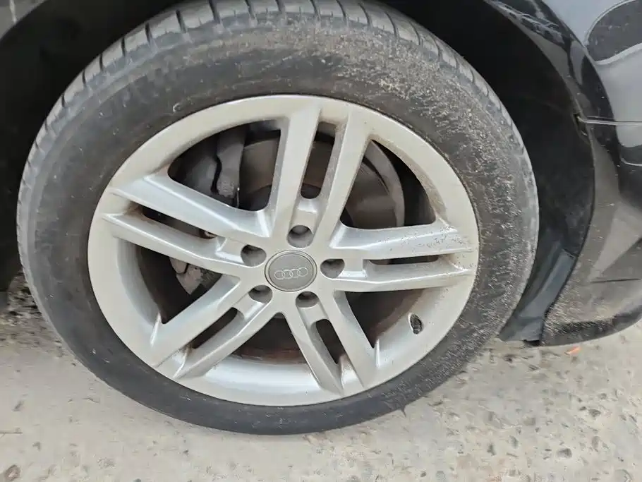 Фото 6 - Audi A6 (Import)