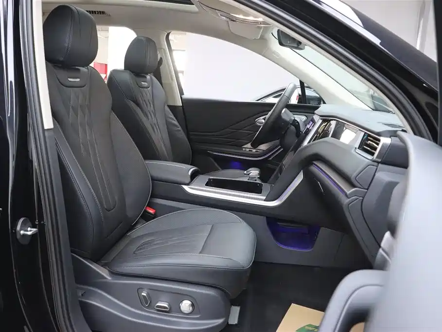 Hongqi HONGQI HS7 PHEV