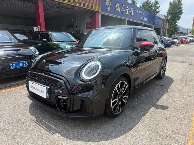 MINI 2024