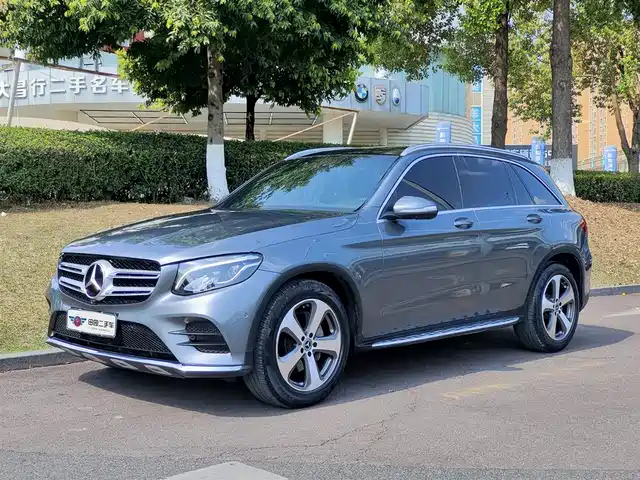 MERCEDES-BENZ GLC