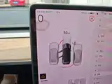 Фото 4 - Tesla Model 3