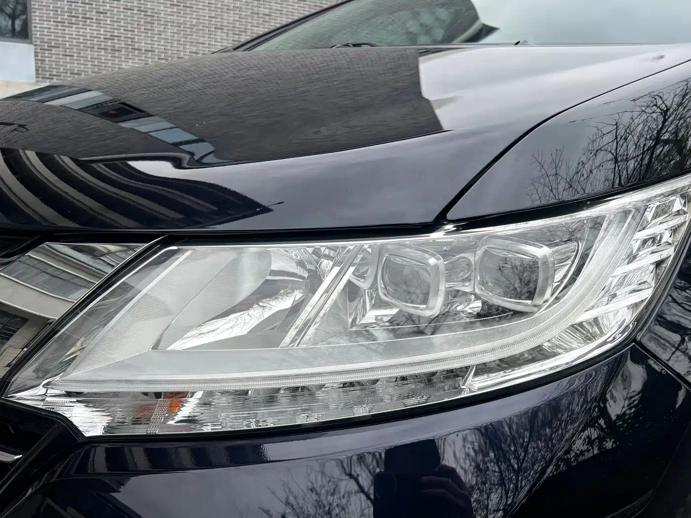 Photo 4 - Honda Odyssey