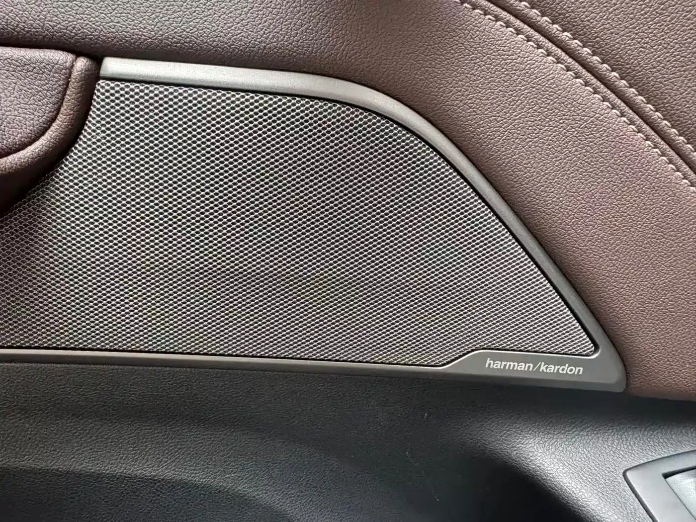 BMW 5 Series 2021 530Li Premium M Sport Package фото 11