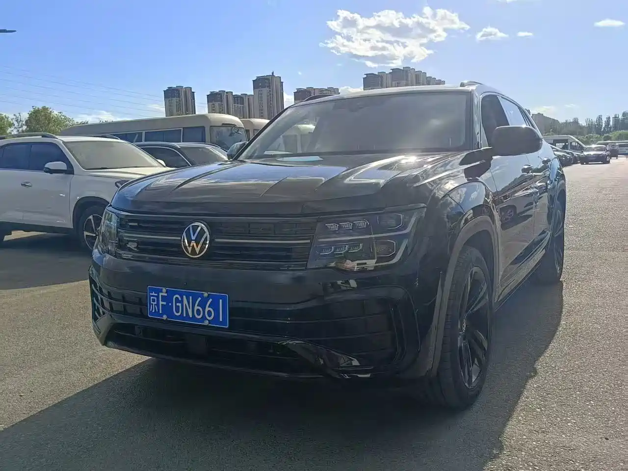 Volkswagen Teramont 2024 Touareg X 380TSI 4WD Dragon Auspicious Edition фото 3