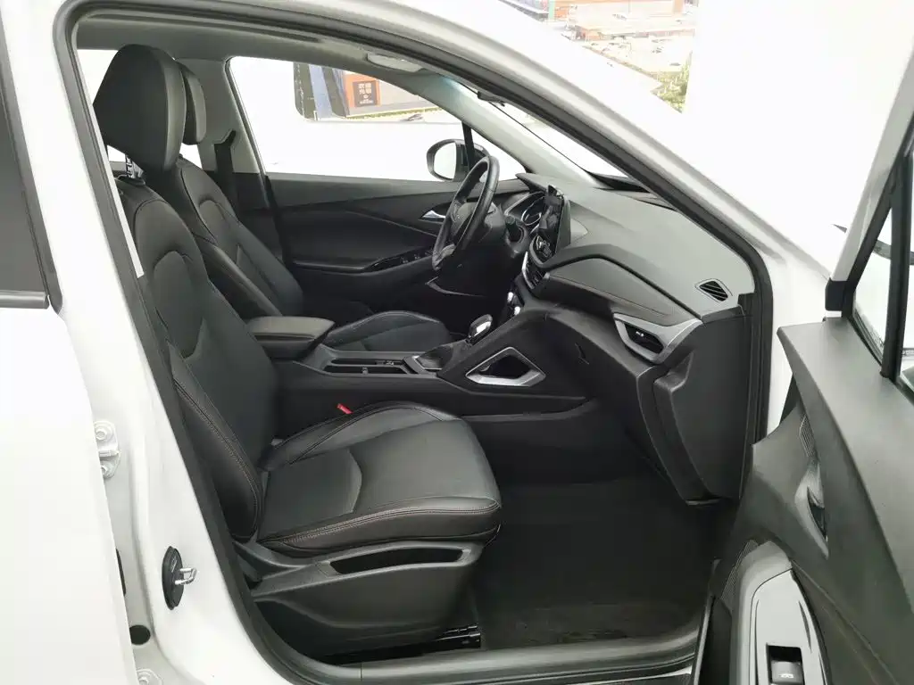 Chevrolet Volando 2019 2018 Redline 530T Auto Premium Edition (5+2 seater) China V