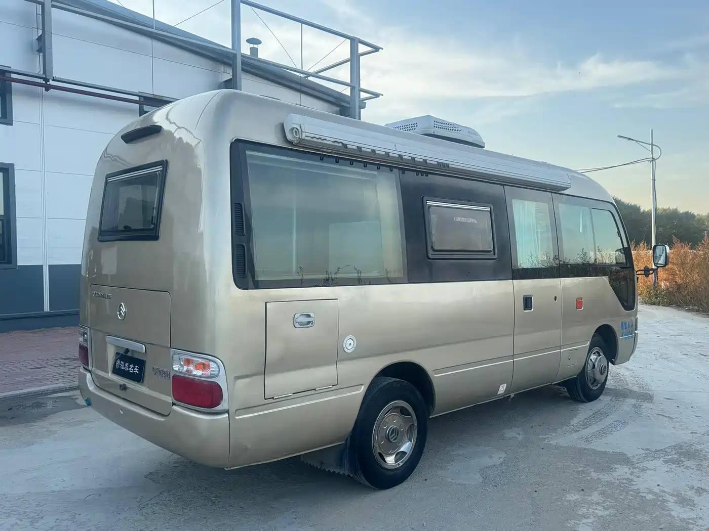 Golden Dragon Coaster 2015 2010 3.9T Diesel Premium Edition D4DD