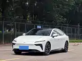 Фото 1 - Dongfeng Yipai eπ007