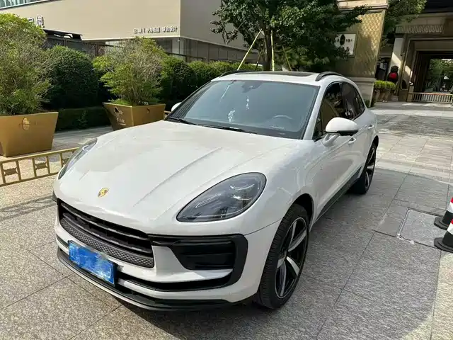 Porsche Macan 2023