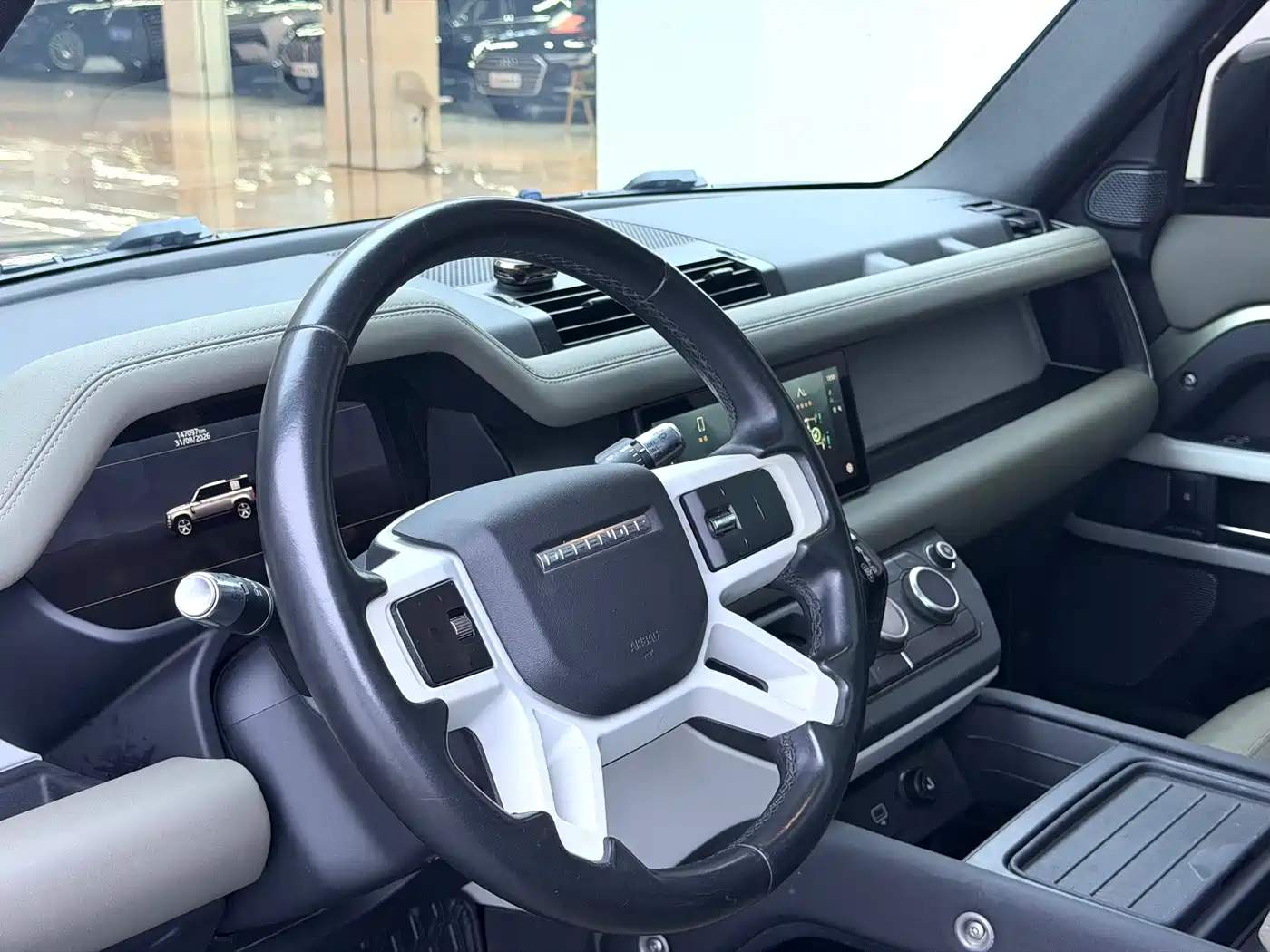 Фото 4 - Land Rover Defender
